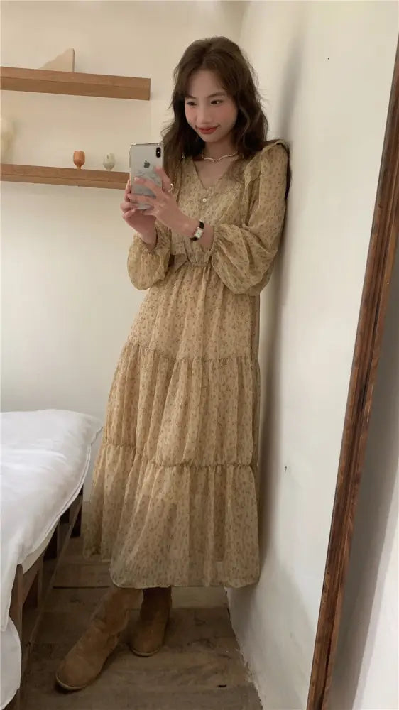 Retro Elegance Chiffon Midi Dress - dress
